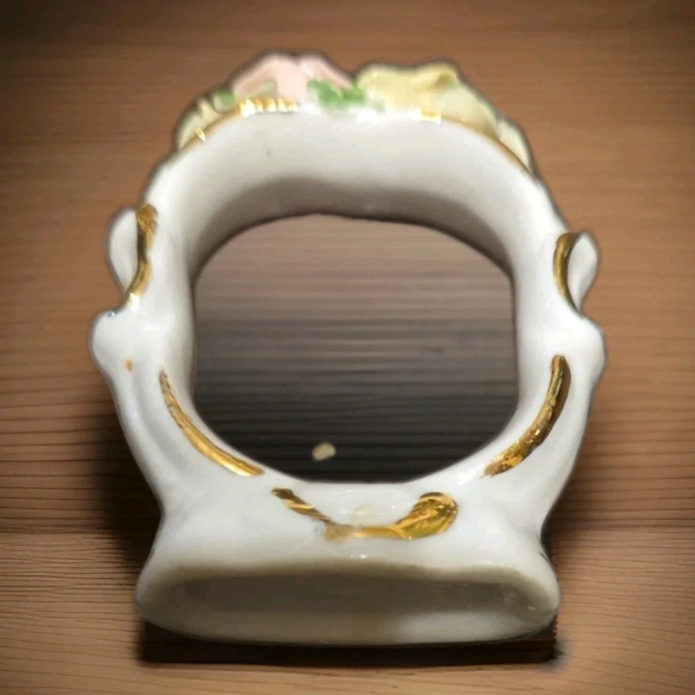 Vintage Porcelain Flower Napkin Rings Cottage Table Decor Set of 6 Original Box